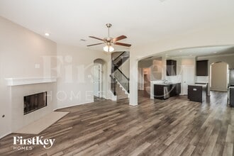 439 Sky Ridge Dr in Alvin, TX - Foto de edificio - Building Photo