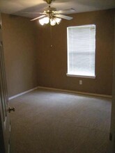 202 S Walden Elms Cir in Spring, TX - Building Photo - Building Photo