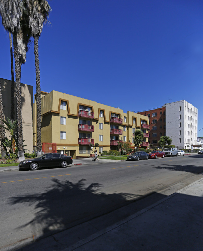 Oxford West in Los Angeles, CA - Building Photo - Building Photo