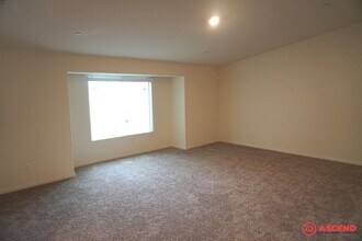 1101 Guadalupe Ave in Bakersfield, CA - Building Photo - Building Photo