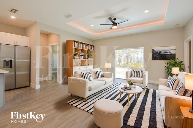 property at 1521 Eloise Ct