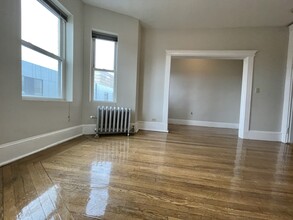 45 Hemenway St, Unit 9 in Boston, MA - Building Photo - Building Photo