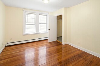 64 Pleasant St in Cambridge, MA - Building Photo - Building Photo