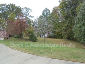 2314 Dover Pl in High Point, NC - Building Photo - Building Photo