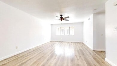 20814 Seine Ave in Lakewood, CA - Building Photo - Building Photo