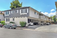 1825 Ednamary Way in Mountain View, CA - Foto de edificio - Building Photo