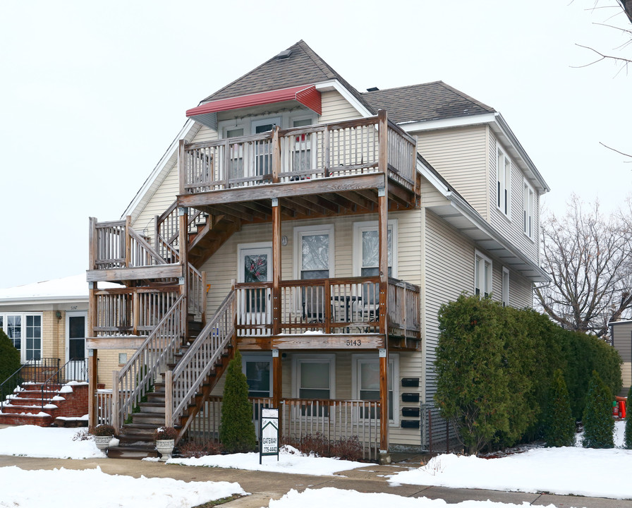 5143 N McVicker Ave in Chicago, IL - Building Photo