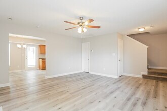 4834 Hopewood Ln in Charlotte, NC - Building Photo - Building Photo