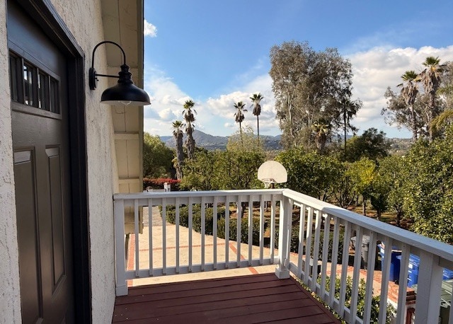 906 Gretna Green Way, Unit #2 in Escondido, CA - Foto de edificio - Building Photo