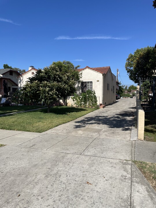 1709 S Sierra Vista Ave in Alhambra, CA - Building Photo