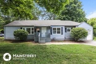 6201 E Red Bridge Rd in Kansas City, MO - Building Photo