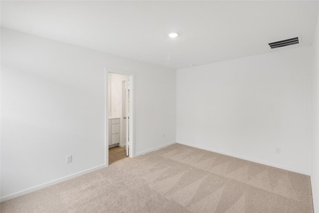 property at 725 Wagtail Dr