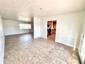 1351 W 10th St in Tempe, AZ - Building Photo - Building Photo