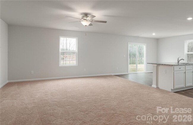 4619 Hazelburn Dr in Greensboro, NC - Building Photo - Building Photo