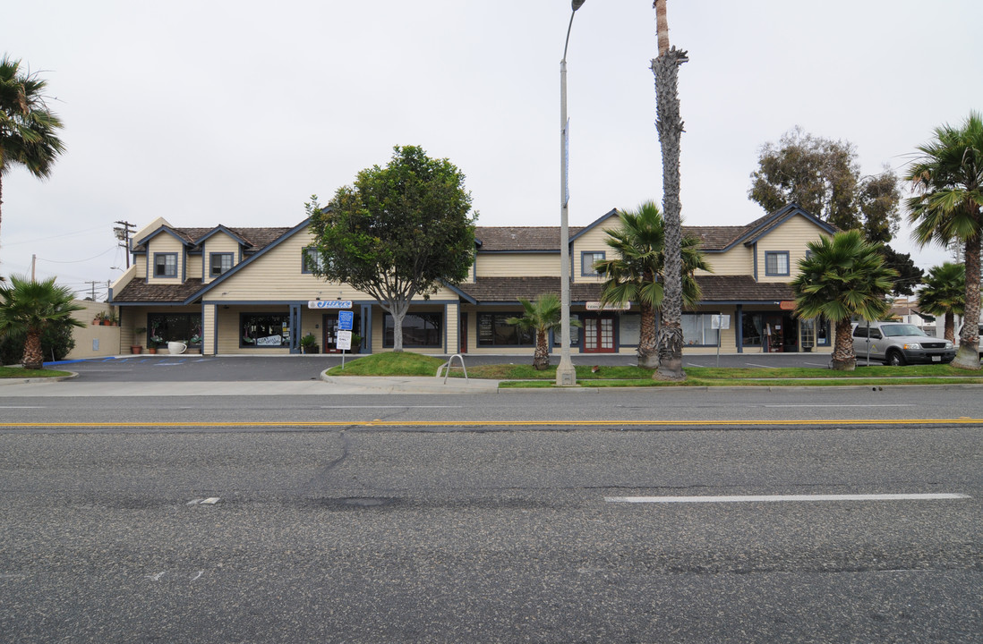 502-508 Sportfisher Dr in Oceanside, CA - Building Photo