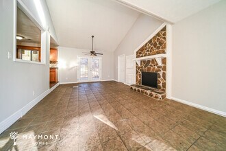 495 Split Rail Dr in Jonesboro, GA - Building Photo - Building Photo