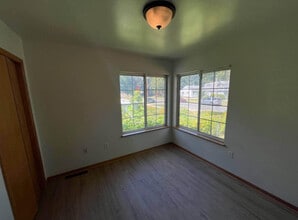 1829 Northwestern Ave in Madison, WI - Building Photo - Building Photo