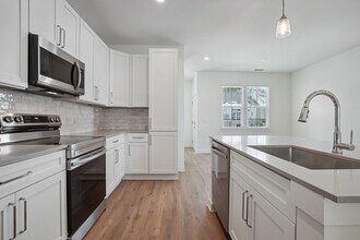 Hamlet Huntersville in Huntersville, NC - Building Photo - Building Photo