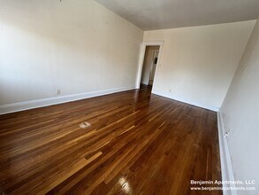 131 Washington St, Unit 56 in Boston, MA - Foto de edificio - Building Photo