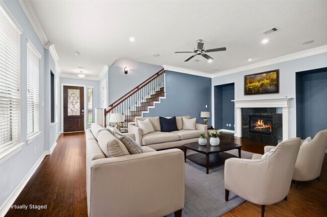 3019 Royal Oaks Grove in Houston, TX - Foto de edificio - Building Photo