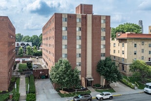 Chalfont Apartments in Pittsburgh, PA - Building Photo