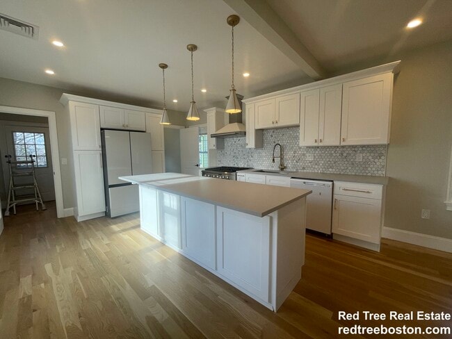 1166 Fellsway in Malden, MA - Building Photo - Building Photo