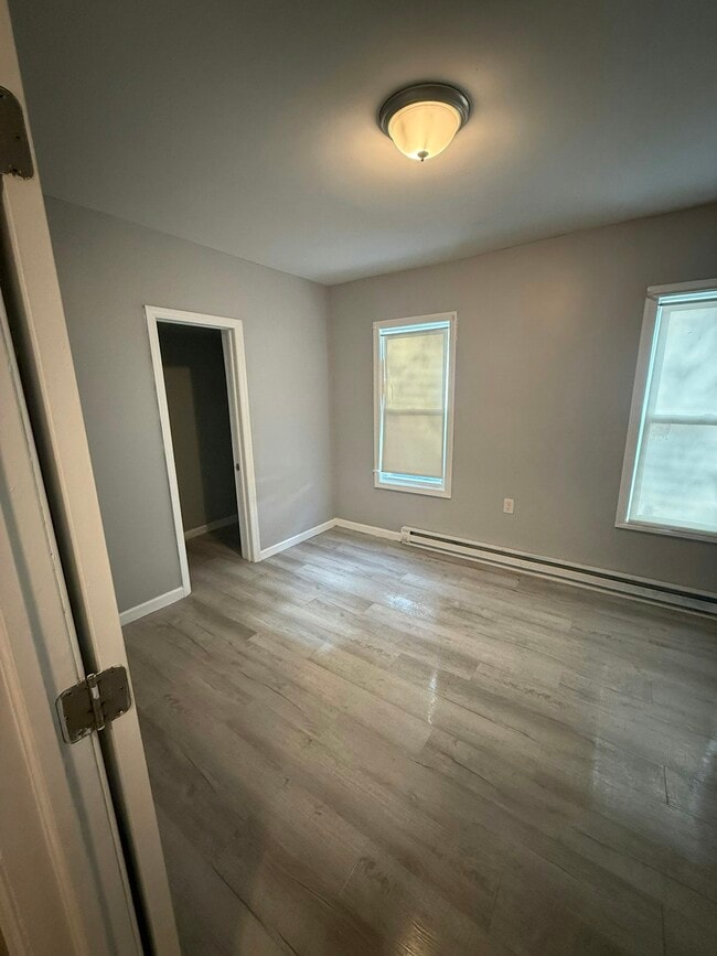 188 Clinton St in Paterson, NJ - Building Photo - Building Photo