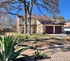 11706 Birchbark Trail in Austin, TX - Building Photo