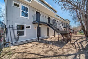 926 King Avenue in San Antonio, TX - Building Photo