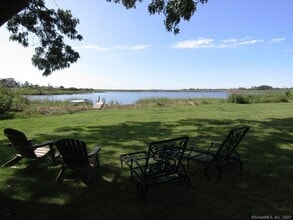 32 Katherine Rd in Old Lyme, CT - Building Photo - Building Photo
