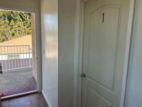 21921 Halldale Ave, Unit 1 in Torrance, CA - Building Photo - Building Photo