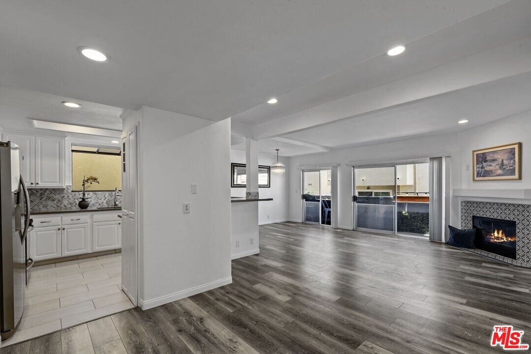 1811 Manning Ave in Los Angeles, CA - Building Photo