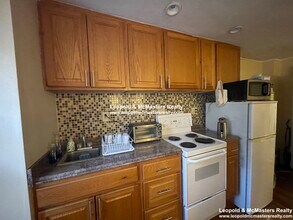 88 Myrtle St, Unit 8 in Boston, MA - Building Photo - Building Photo