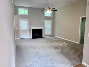 2213 Hatton Way in Raleigh, NC - Building Photo - Building Photo
