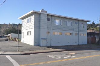 360-361 Du Bois St in San Rafael, CA - Building Photo - Building Photo