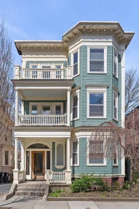 27 Ellery St in Cambridge, MA - Building Photo