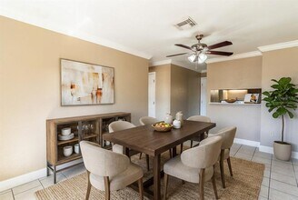 102 Oak Crest Dr NW in Winter Haven, FL - Building Photo - Building Photo