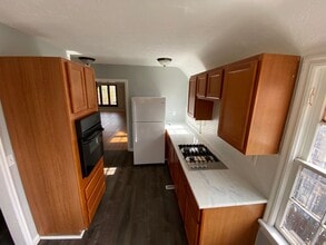 3718 Gridley Rd in Shaker Heights, OH - Building Photo - Building Photo