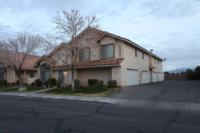 Rainbow Gardens in Las Vegas, NV - Foto de edificio - Building Photo