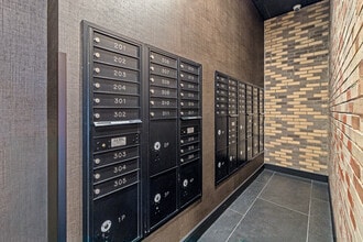 The Manor at Little Falls in Little Falls, NJ - Foto de edificio - Interior Photo