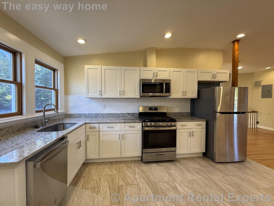 26 River St, Unit #3 in Cambridge, MA - Building Photo