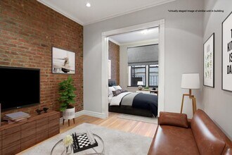 209 E 25th St in New York, NY - Building Photo - Building Photo