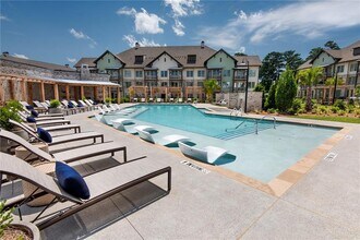 1545 White Marsh Rd in Kennesaw, GA - Foto de edificio - Building Photo