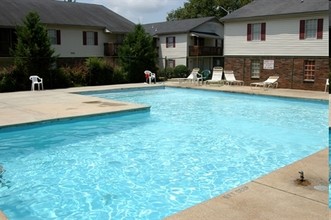 Foxhaven Apartments in Southaven, MS - Foto de edificio - Building Photo