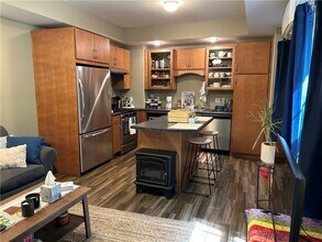2216 Plantation Ln in Atlanta, GA - Building Photo - Building Photo