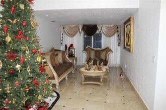 14891 SW 141st Ter in Miami, FL - Building Photo - Building Photo