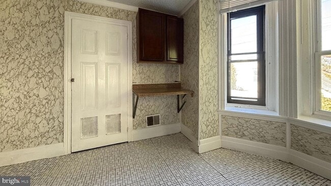 363 E Chelten Ave, Unit 2 in Philadelphia, PA - Building Photo - Building Photo