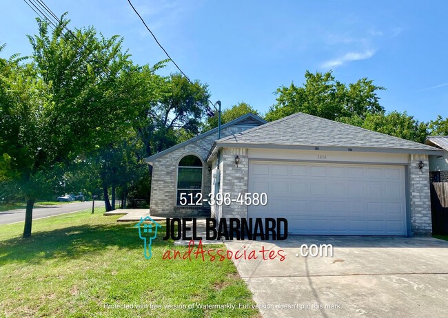property at 1414 Clyde St