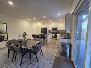 7754 Wandering Wy in Reno, NV - Building Photo - Building Photo