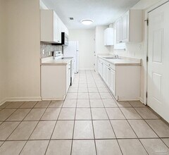 326 Quigley Rd in Pensacola, FL - Building Photo - Building Photo